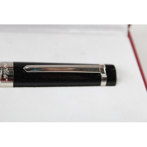 345 - CARTIER Black Lacquer Fountain Pen w/ 18ct White Gold Nib WRITING Boxed