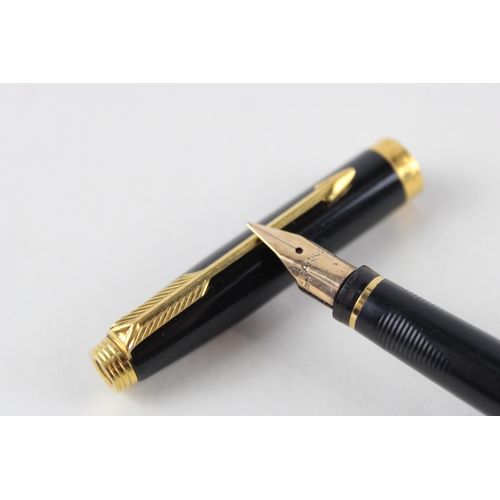 350 - Vintage PARKER 75 Black Lacquer Fountain Pen w/ 14ct Gold Nib WRITING