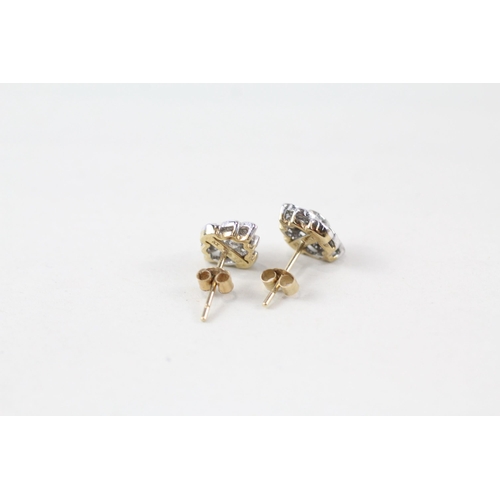 124 - 9ct gold diamond cluster earrings (1.5g)