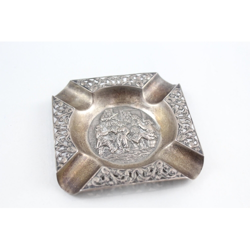 303 - .880 silver figural ashtray