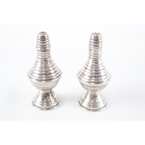 325 - Antique .925 Sterling Silver Ribbed Cone Shaped Salt & Pepper Shakers (70g)