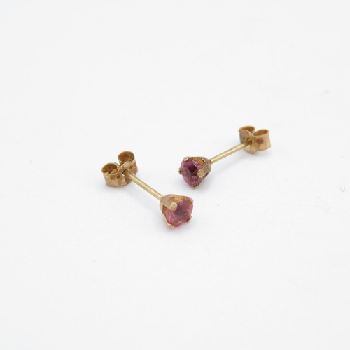 33 - 3x 9ct gold ruby, sapphire & diamond stud earrings (2g)