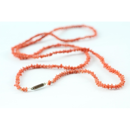 34 - 2x 9ct gold coral necklaces (14.5g)