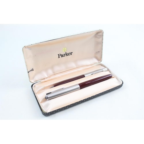 350 - Vintage PARKER 51 Burgundy Fountain Pen w/ 14ct Gold Nib, Pencil, Box Etc