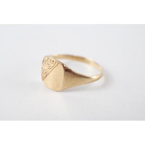 80 - 9ct gold signet ring (2.3g) Size  Y