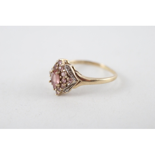 9 - 9ct gold diamond & pink gemstone cluster ring (3g) Size  R