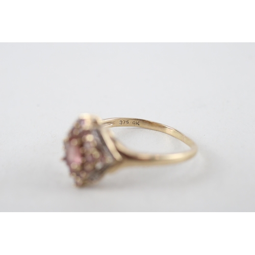 9 - 9ct gold diamond & pink gemstone cluster ring (3g) Size  R