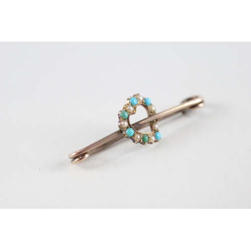 90 - 9ct gold turquoise & seed pearl heart brooch (1.5g)