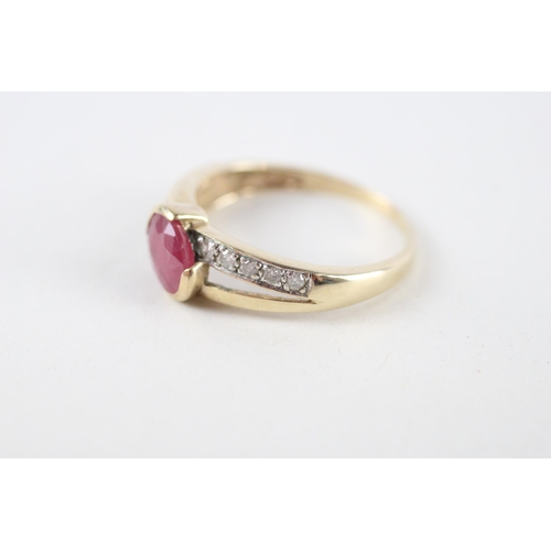 96 - 9ct gold ruby & diamond ring (2.4g) Size  R