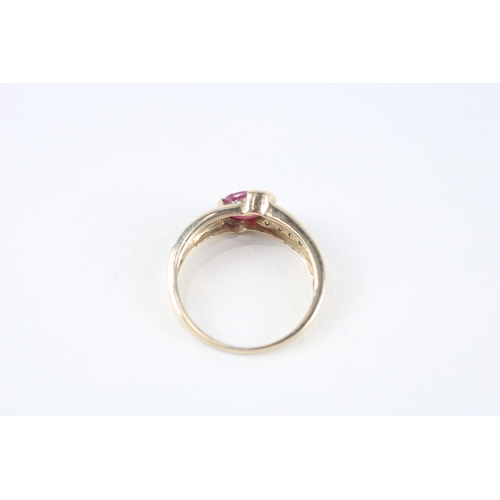 96 - 9ct gold ruby & diamond ring (2.4g) Size  R