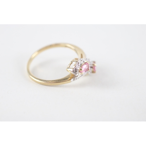 97 - 9ct gold pink sapphire & diamond cross over ring (2.1g) Size  O