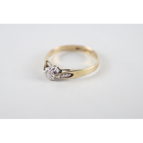 19 - 9ct gold diamond vintage solitaire ring (1.4g) Size  O