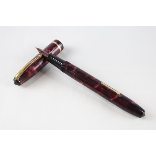 383 - Vintage CONWAY STEWART 14 Burgundy Fountain Pen w/ 14ct Gold Nib WRITING