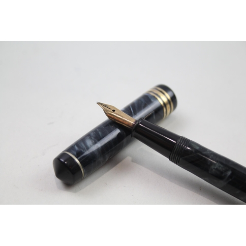 490 - Vintage CONWAY STEWART 388 Navy Fountain Pen w/ 14ct Gold Nib WRITING