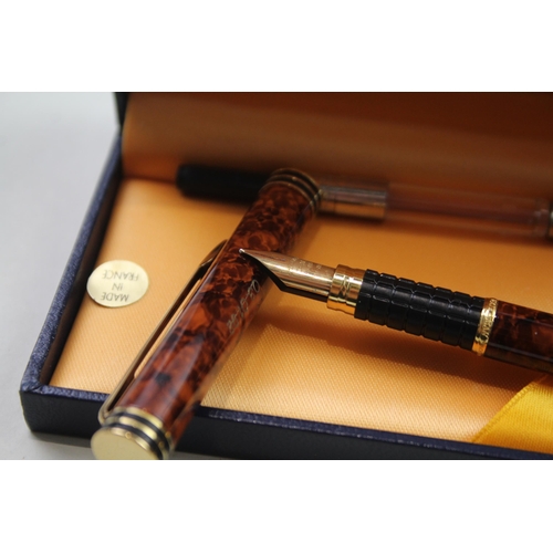 491 - Vintage WATERMAN Ideal Brown Lacquer Fountain Pen w/ 18ct Gold Nib WRITING Boxed