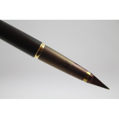 494 - Vintage PARKER 50 Falcon Brown Ladies Fountain Pen w/ Gold Plated Nib WRITING