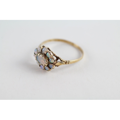 101 - 9ct gold opal cluster ring (1.3g) Size  O