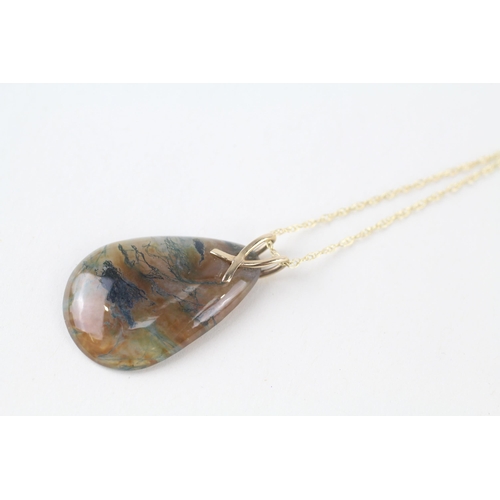 9ct gold moss agate pendant & chain (5.2g)