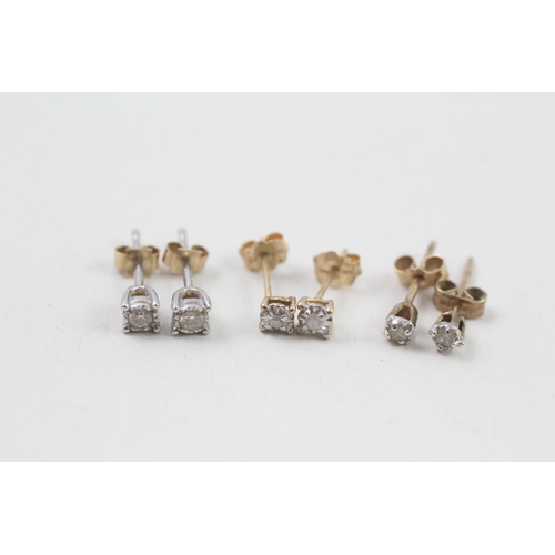 2 - 3x 9ct gold diamond stud earrings (1.6g)