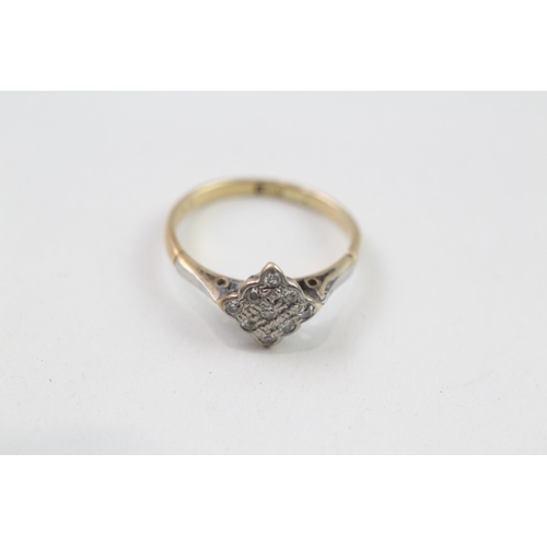 79 - 18ct gold vintage diamond cluster ring (2.3g) Size  K 1/2