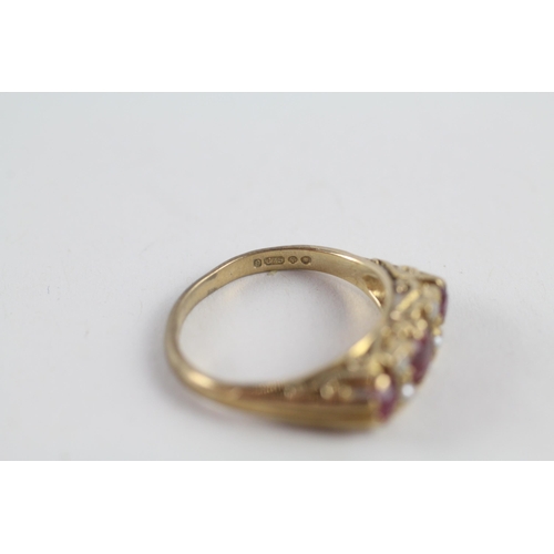 93 - 9ct gold ruby & seed pearl ring (3g) Size  K