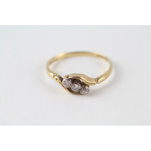 18ct gold vintage diamond dress ring (2.3g) Size  M