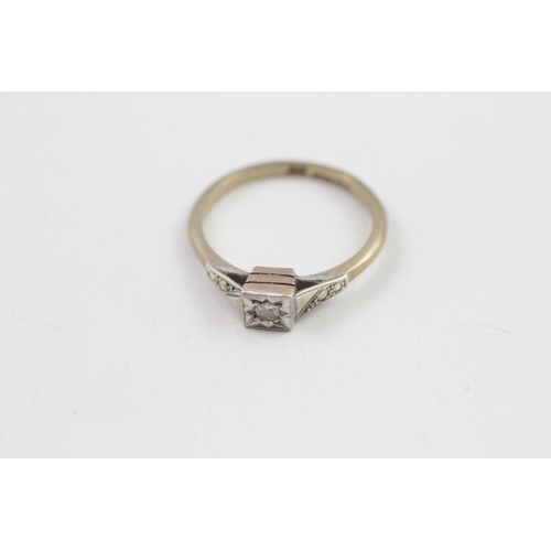 9ct gold & platinum old cut diamond single stone ring (2g) Size  O