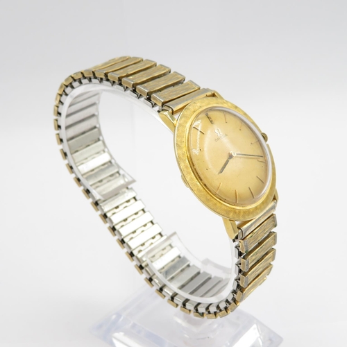 437 - OMEGA 18ct gold gent's vintage wristwatch head handwind working Omega cal/ 620/1jewels handwind move... 