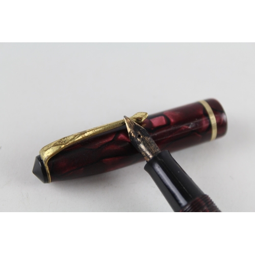 490 - Vintage CONWAY STEWART 15 Burgundy Fountain Pen w/ 14ct Gold Nib WRITING