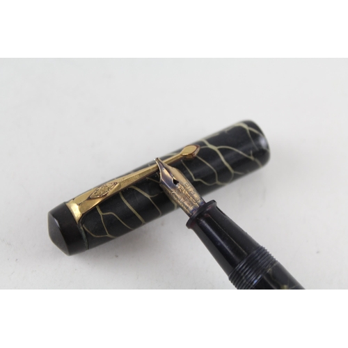 491 - Vintage CONWAY STEWART No.266 Black Fountain Pen w/ 14ct Gold Nib WRITING