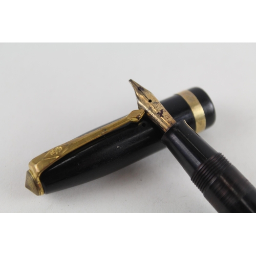 493 - Vintage CONWAY STEWART 84 Black Fountain Pen w/ 14ct Gold Nib WRITING