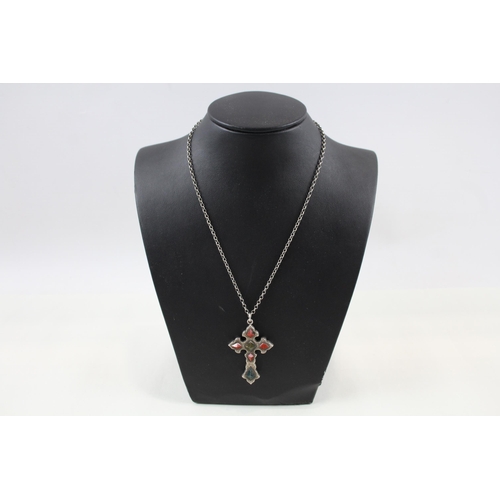 Silver antique cross pendant necklace (9g)