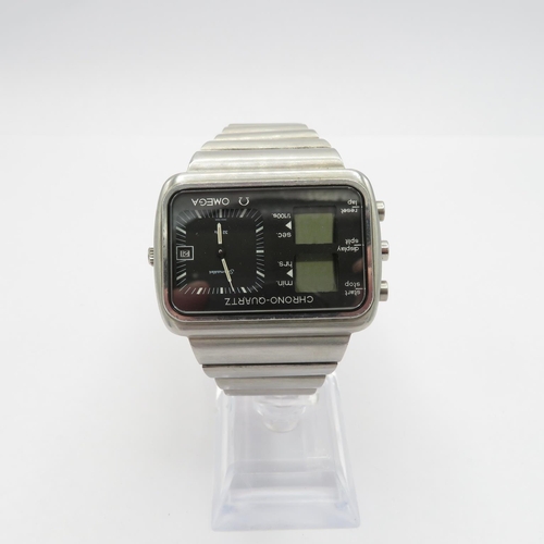 Omega Chrono quartz Montreal Olympics 1976 gents vintage ana-digital quartz watch requires attention not running.  Very clean. original bracelet. Rare watch.