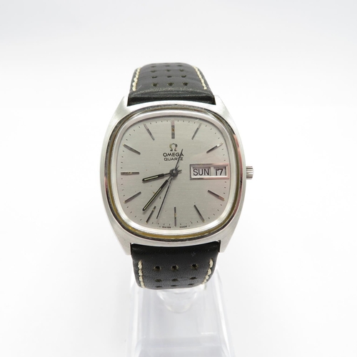 Omega Gents vintage quartz wristwatch requires attention not running Omega quartz Cal 1310 caseback ref 1960066 circa 1970s