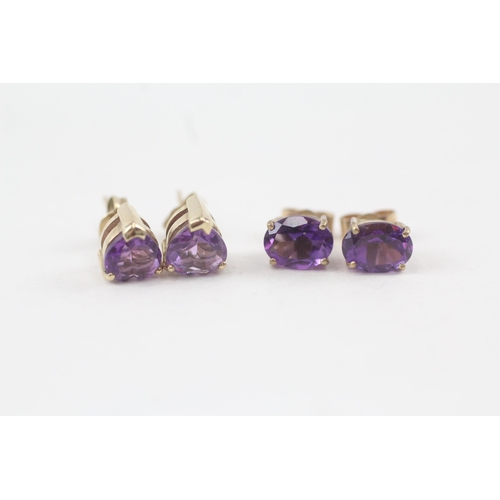 2 x 9ct gold amethyst stud earrings (3.3g)