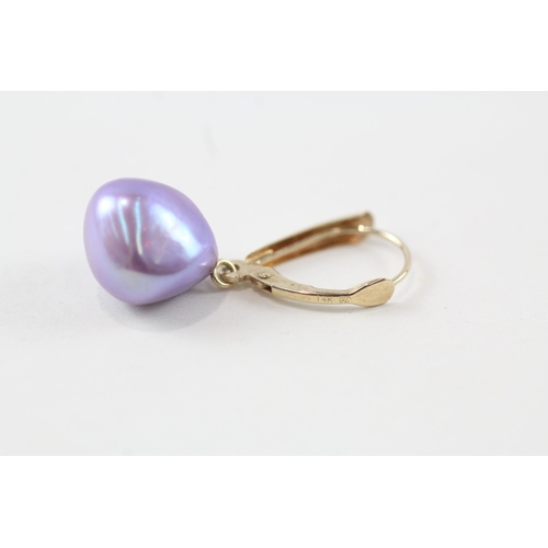 63 - 14ct gold baroque pearl drop earrings (3.8g)