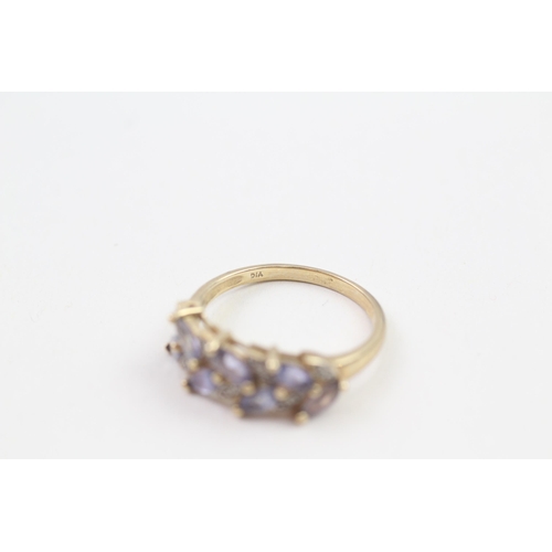 75 - 9ct gold diamond & tanzanite dress ring (2.9g) Size  P 1/2