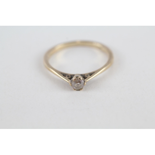 82 - 9ct gold old cut diamond single stone ring (2g) Size  R