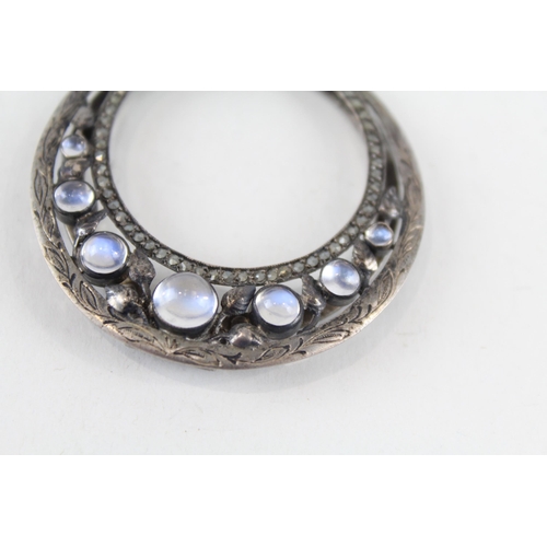 216 - Silver marcasite and Moonstone dress clip (13g)