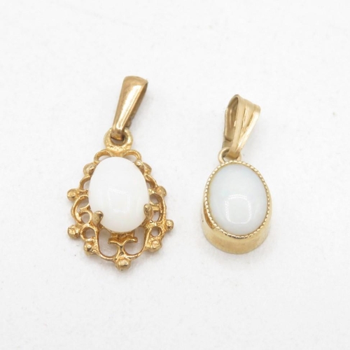 2x 9ct gold opal pendants (0.8g)