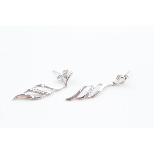 9ct white gold diamond drop earrings with scroll backs (1.9g)