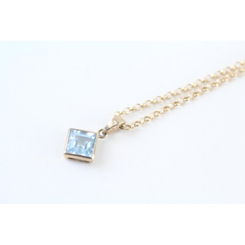 9ct gold square cut blue topaz pendant necklace (1.7g)