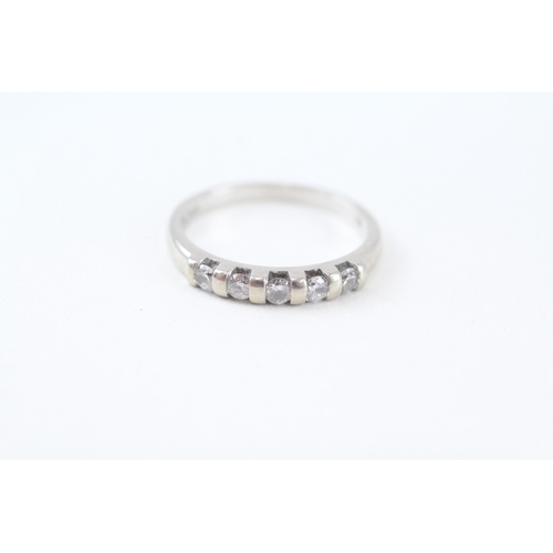 9ct white gold diamond five stone ring (1.9g) Size  L
