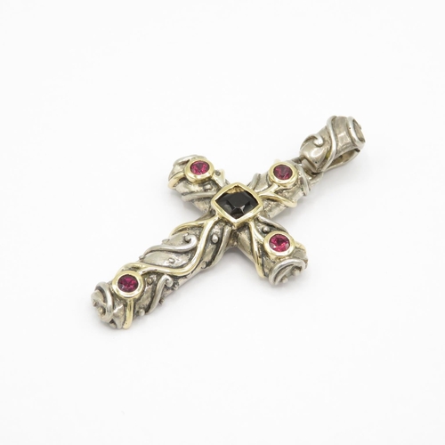 14ct gold and silver cross pendant with garnet  16.9g
