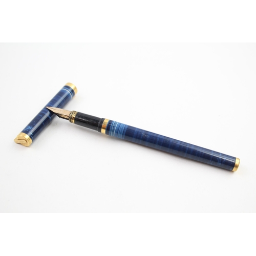 S.T DUPONT Navy Blue Lacquer & Gold Plate Fountain Pen w/ 18ct Gold Nib WRITING