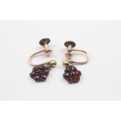 9ct gold victorian drop garnet cluster screw back earrings (2.1g)