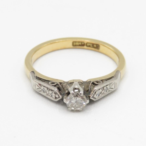 18ct gold & platinum early 20th century diamond solitaire ring with diamond shoulders (3g) Size  L