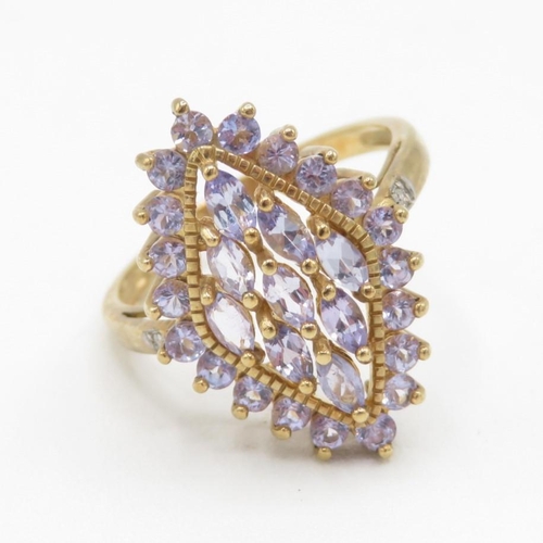 9ct gold tanzanite dress ring with diamond shoulders (3.6g) Size  P