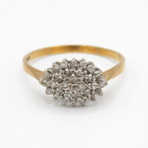 9ct gold vintage diamond cluster ring, Hallmarked Sheffield 1990 (3.1g) Size  Y