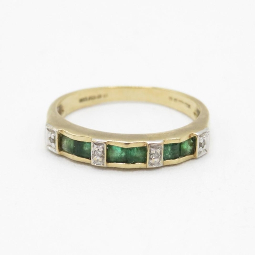 9ct gold vintage emerald and diamond set half hoop eternity ring (1.7g) Size  K